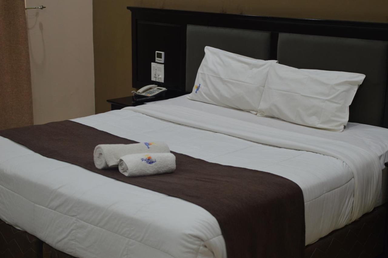 Palm Kalash Hotel Lusaka Extérieur photo